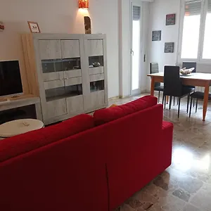 roby-house.hotelitalianriviera.com/