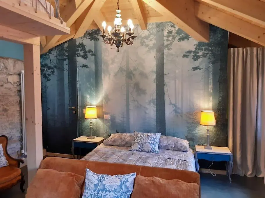 Horta - Charming Attic With Rooftop Lake View location